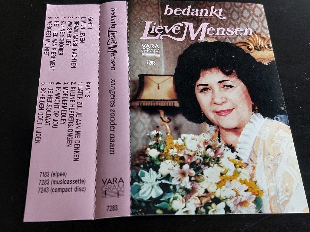 ZANGERES ZONDER NAAM - BEDANKT LIEVE MENSEN (MC), Cd's en Dvd's, 1 bandje, Ophalen of Verzenden, Zo goed als nieuw, Origineel