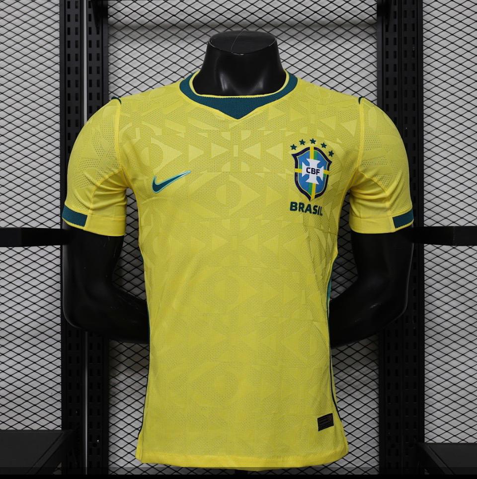 Brazil Thuis Shirt Maat M 2026, Sport en Fitness, Voetbal, Maat M, Ophalen of Verzenden, Nieuw, Shirt