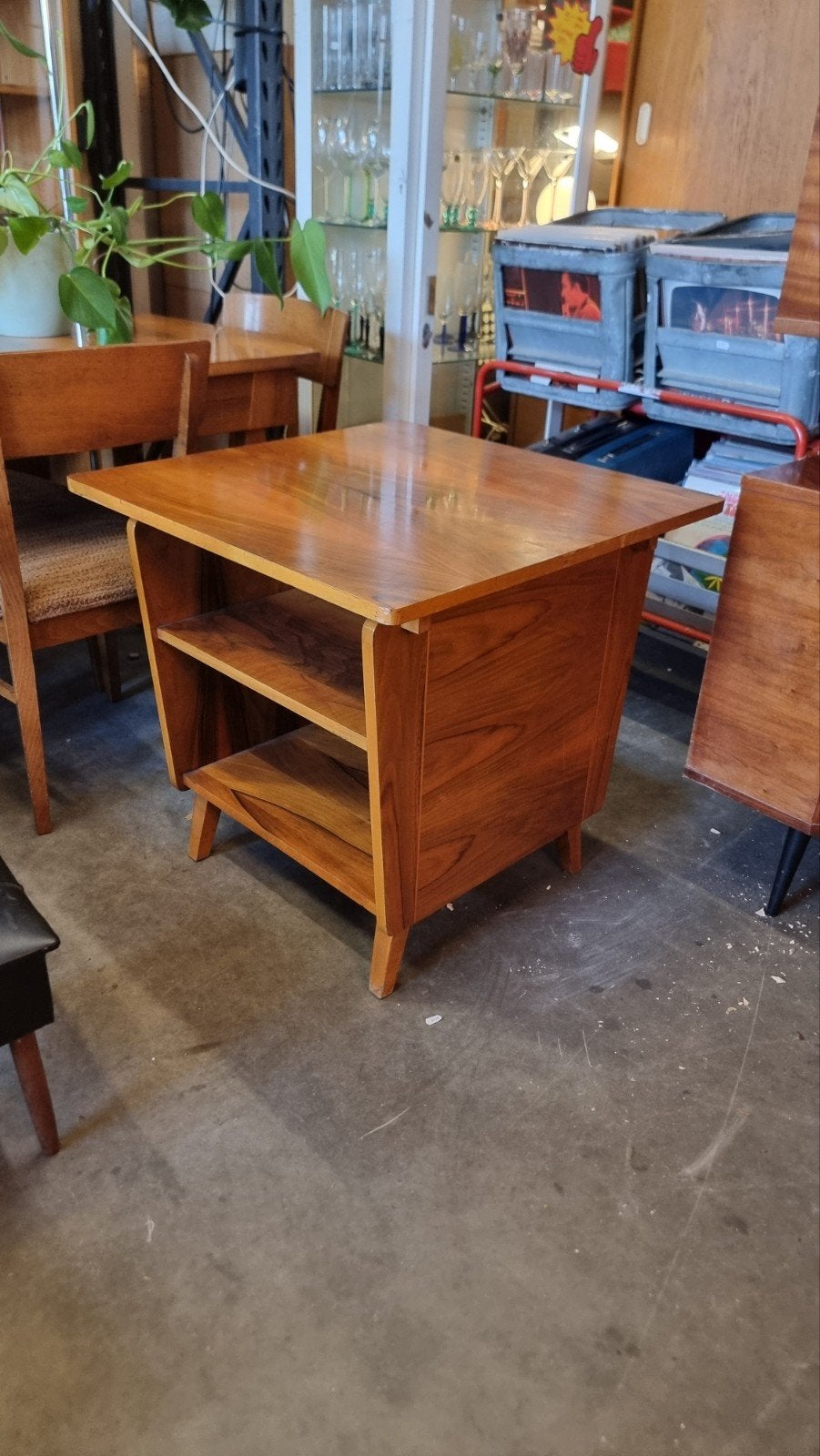 vintage bijzettafel tv meubel mid century, Ophalen of Verzenden