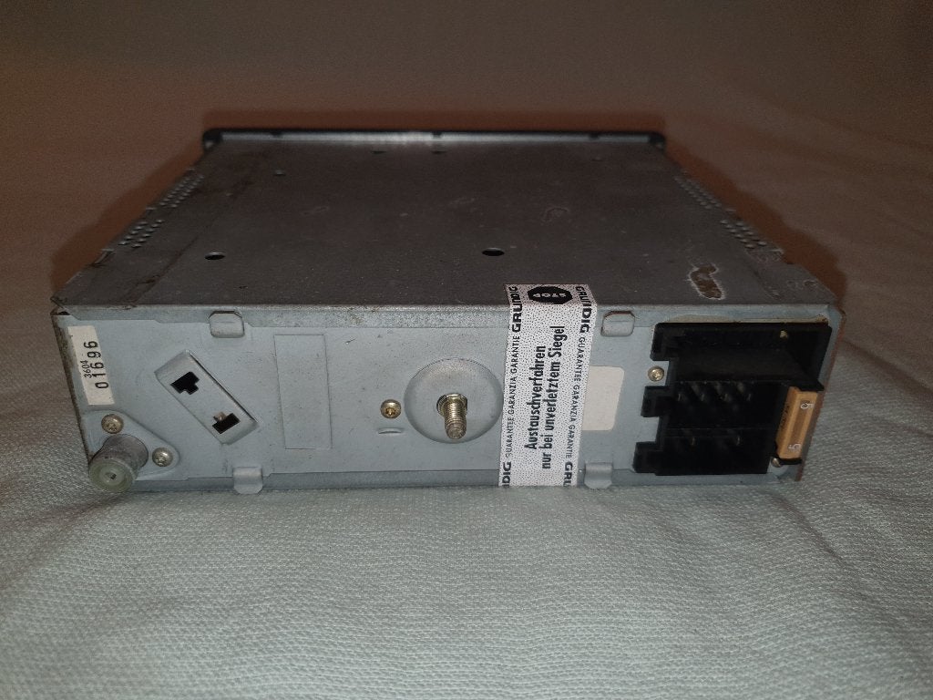 Foto 4 van Autoradio - Grundig WKC 1700 VD - Tuner Cassette Player