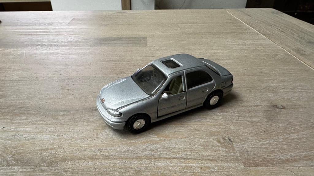 CM toys hyundai Accent 1/43, Hobby en Vrije tijd, Modelauto's | 1:43, Ophalen of Verzenden, Zo goed als nieuw, Auto, Overige merken