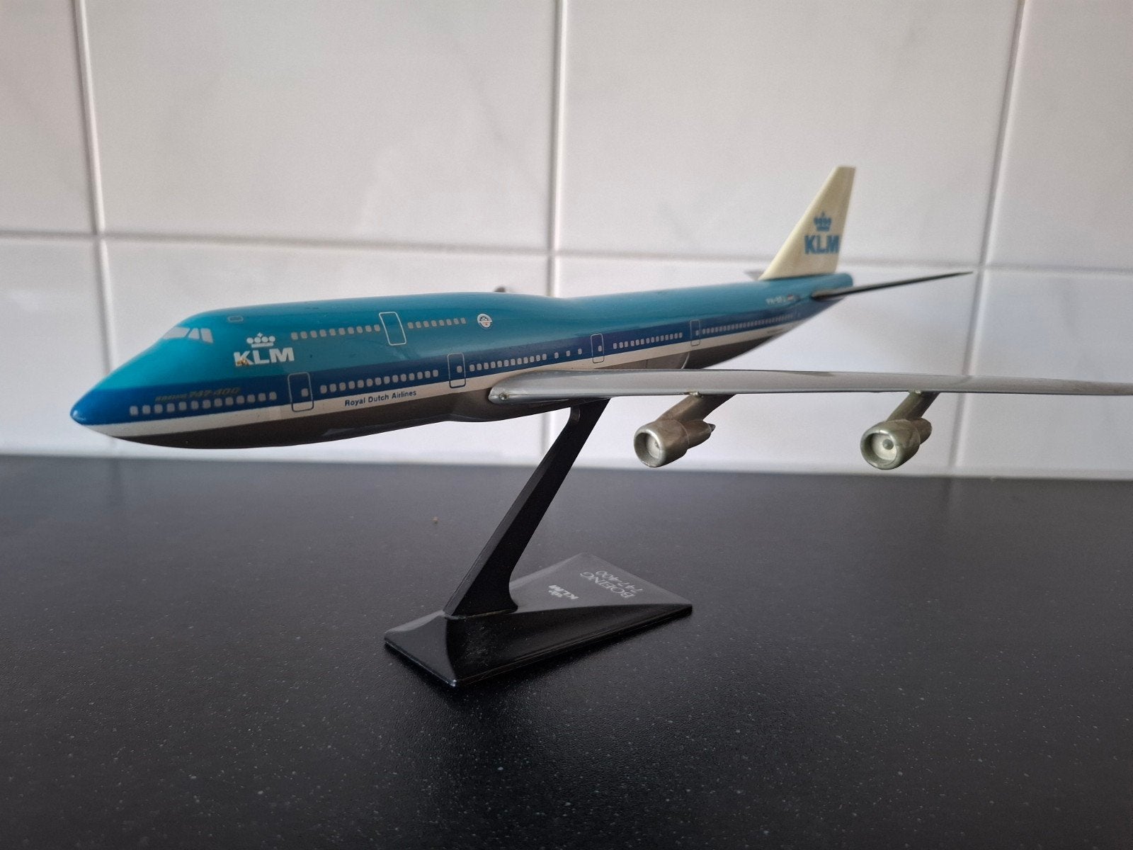 KLM Boeing 747-400 schaalmodel, Overige merken, 1:200 of kleiner, Ophalen of Verzenden, Zo goed als nieuw
