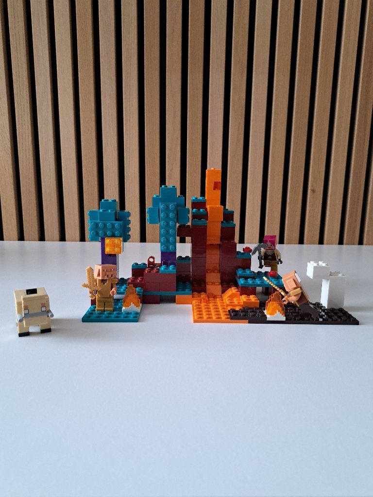 LEGO Minecraft Het Verwrongen Bos 21168 – Compleet, Compleet, Minecraft, Lego, Ophalen of Verzenden