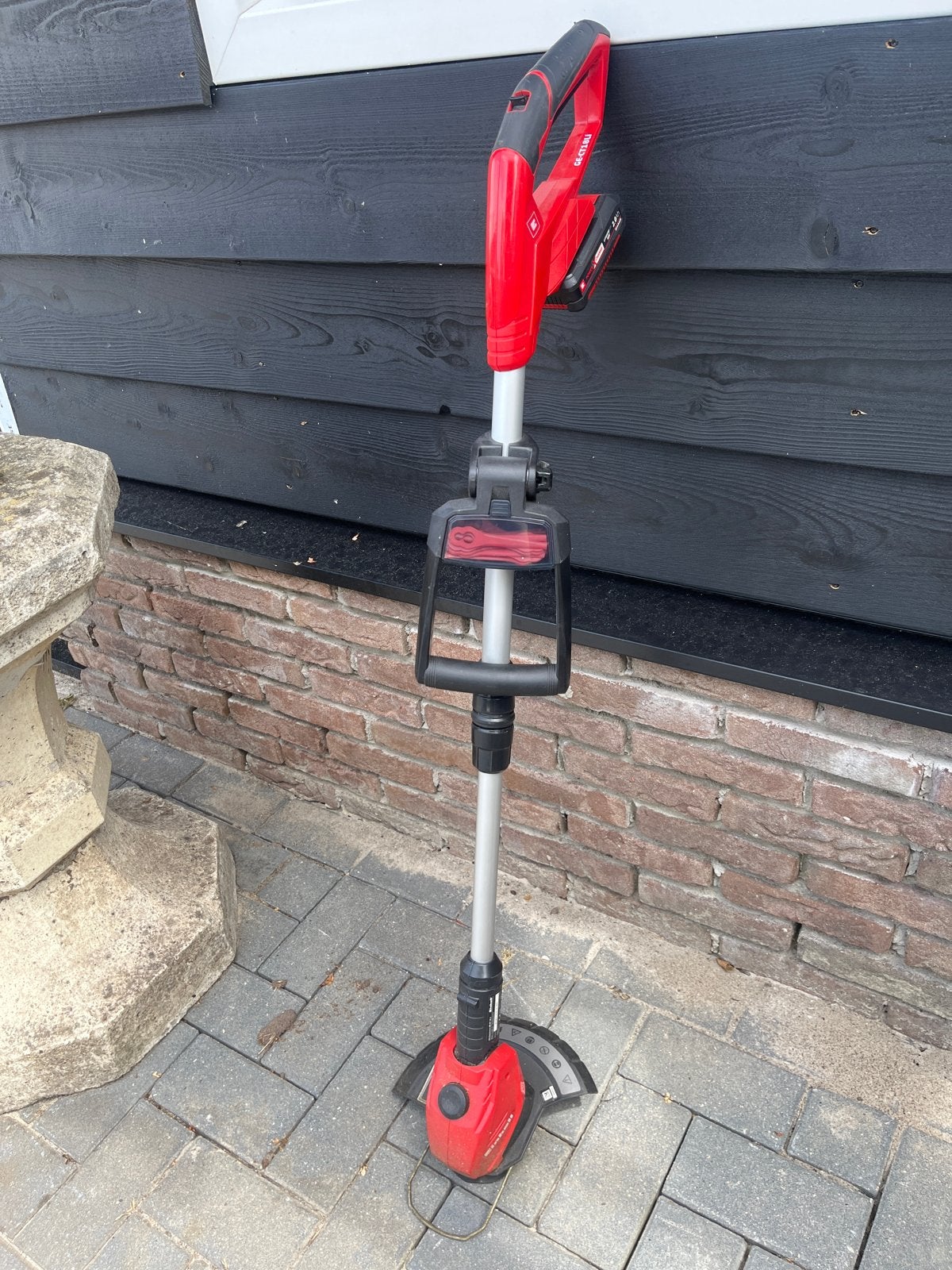 Einhell GE-CT 18 Li Accu Grastrimmer - Zo goed als nieuw, Ophalen of Verzenden, Zo goed als nieuw, 30 tot 50 cm, Accu