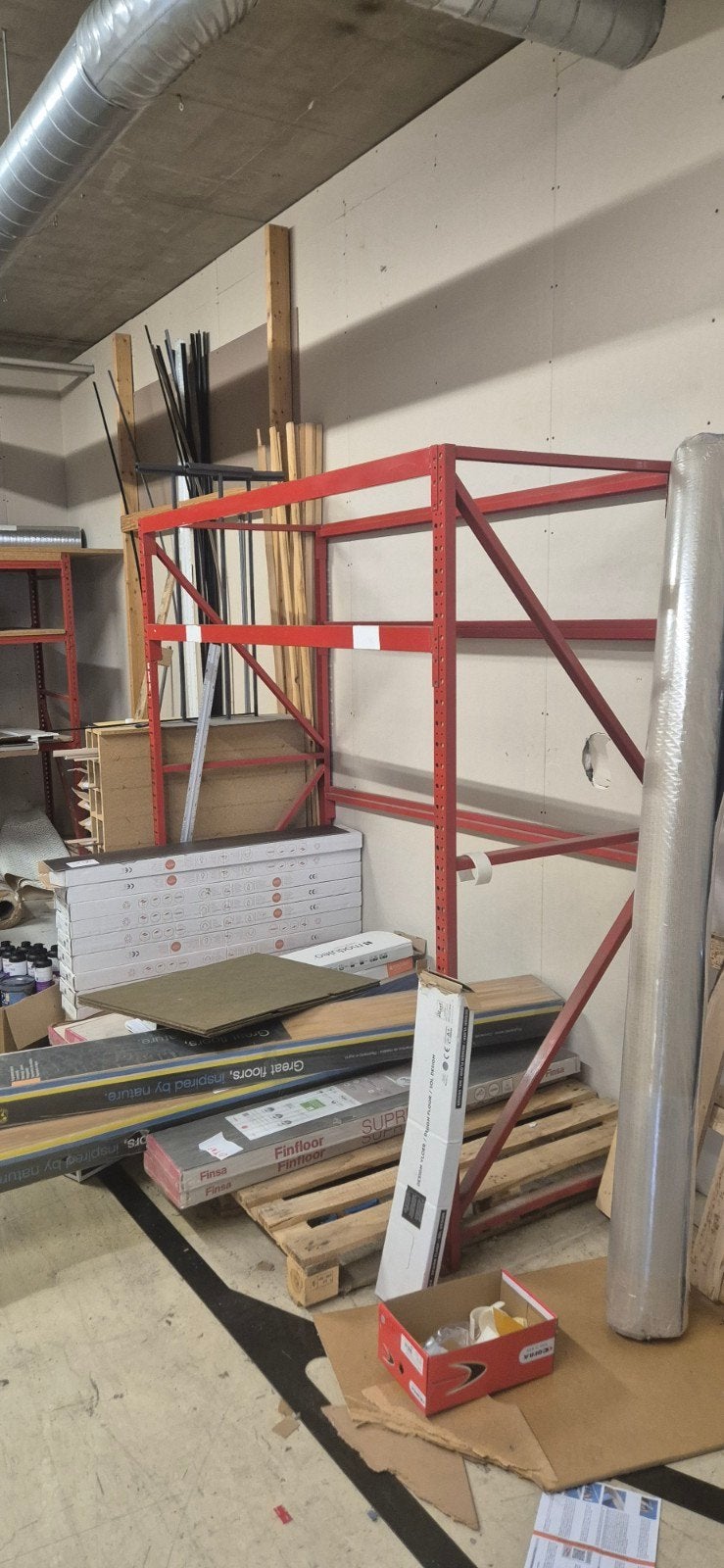 Stevige metalen stellingkast met houten planken, Gebruikt, 150 tot 200 cm, Ophalen of Verzenden, 150 tot 200 cm