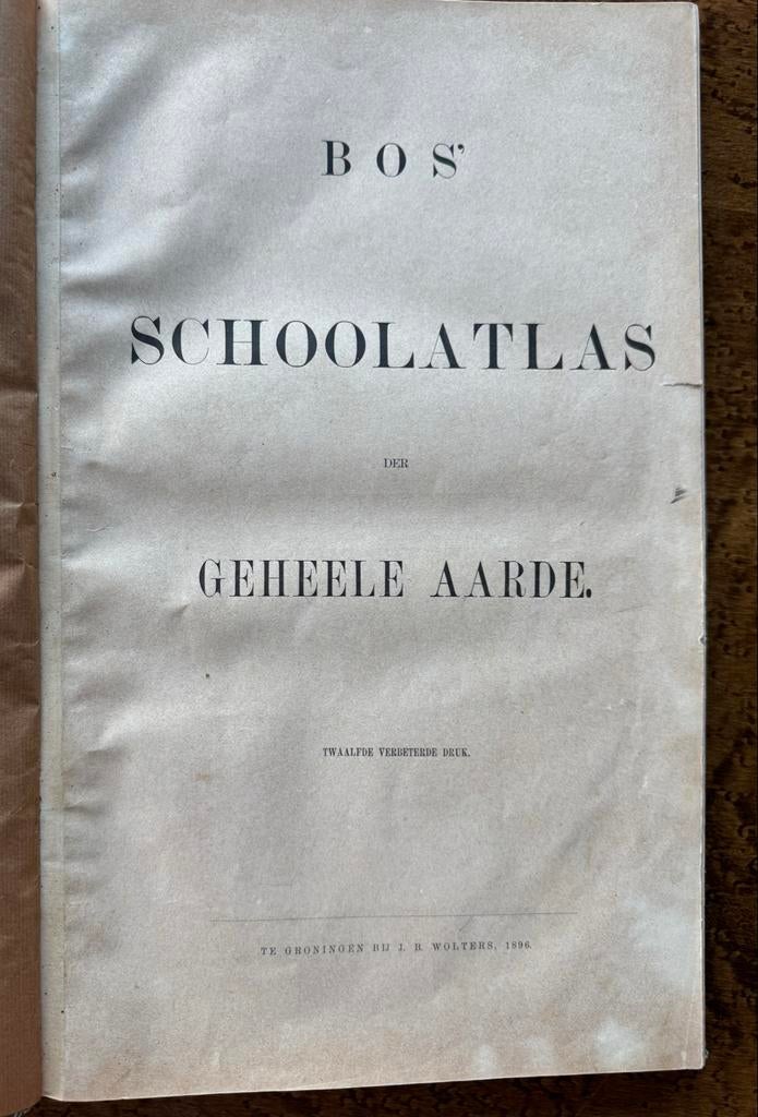 Bos Schoolatlas der Geheele Aarde 1898, Boeken, Gelezen, Bosatlas, Ophalen of Verzenden, 1800 tot 2000