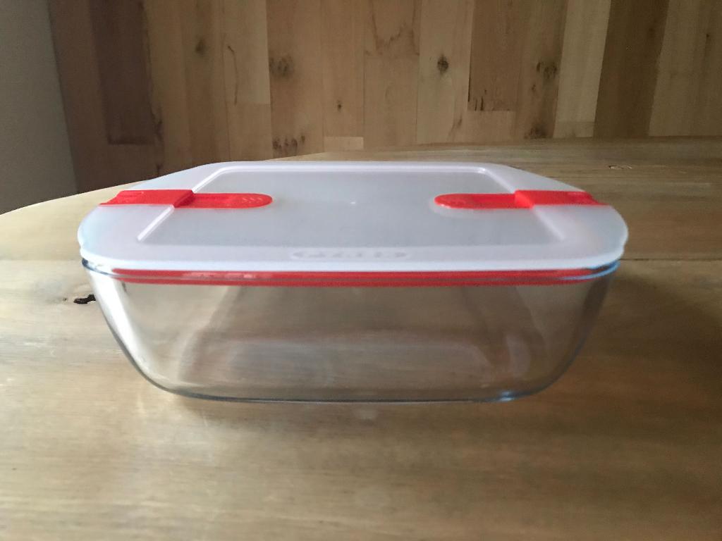 Pyrex ovenschaal met deksel, vierkant 21x21x6cm. (nieuw), Huis en Inrichting, Keuken | Keukenbenodigdheden, Nieuw, Ophalen of Verzenden