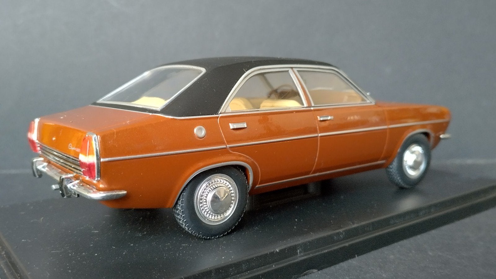 Chrysler Simca 180 1:24 Atlas Collections Pol, Hobby en Vrije tijd, Modelauto's | 1:24, Overige merken, Auto, Verzenden, M