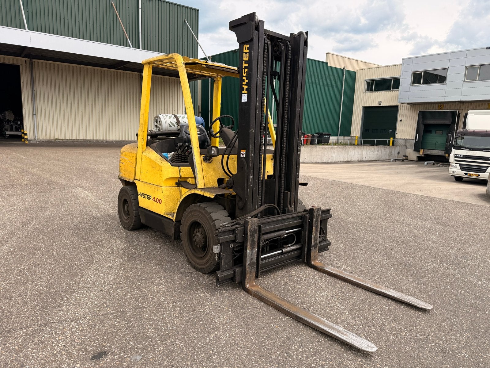 Hyster 4.00 LPG Heftruck - 4000 kg hefcapaciteit, Zakelijke goederen, Machines en Bouw | Heftrucks en Intern transport, Meer dan 4000 kg