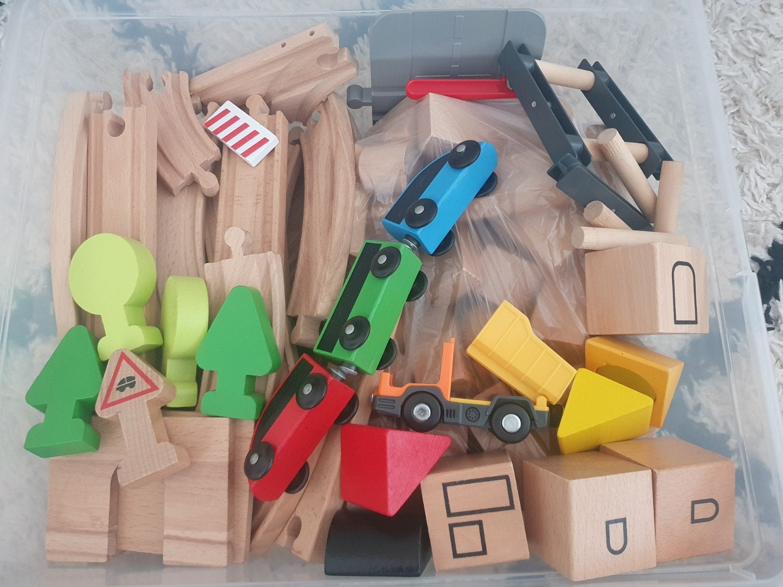 NETTE STAAT! 🚄  Montessori treinbaan met leuke extra's, Ophalen of Verzenden, Zo goed als nieuw, Duw- of Trekspeelgoed