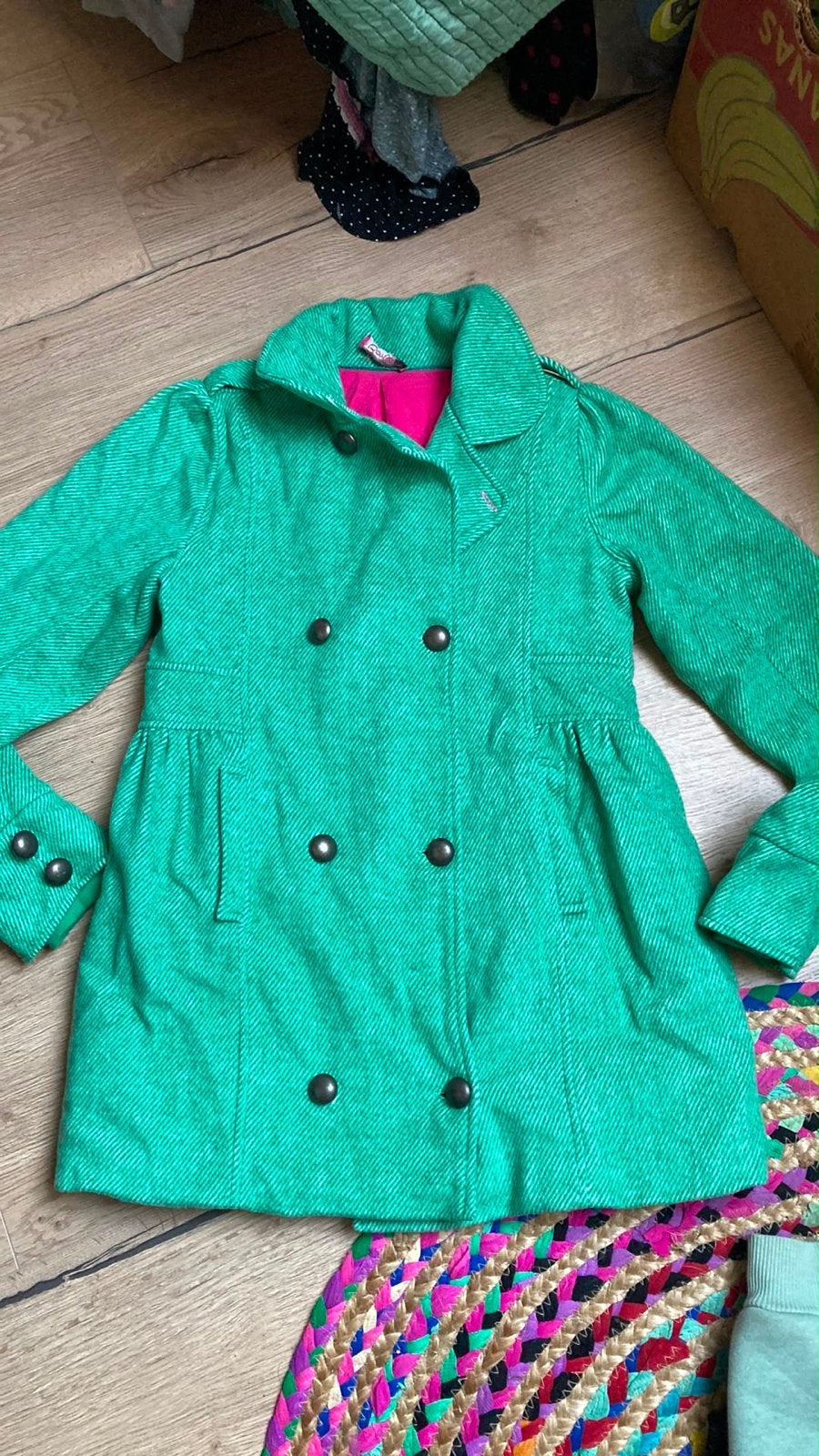 Groene jas met roze details, Ophalen of Verzenden, Gedragen, Maat 36 (S), Groen