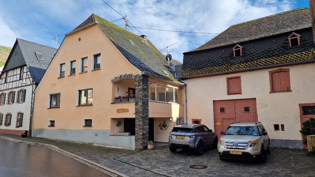 BEKIJK ONS 8-10 persoons VAKANTIEHUIS aan de Moesel, 250 m², Overige soorten, Verkoop zonder makelaar, 5 slaapkamers