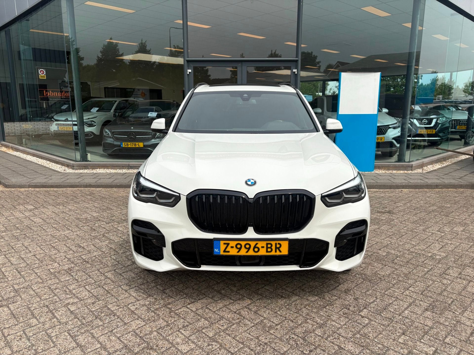 BMW X5 XDrive30d High Executive M-sport, Automaat, 15 km/l, 2993 cc, Automatische klimaatregeling