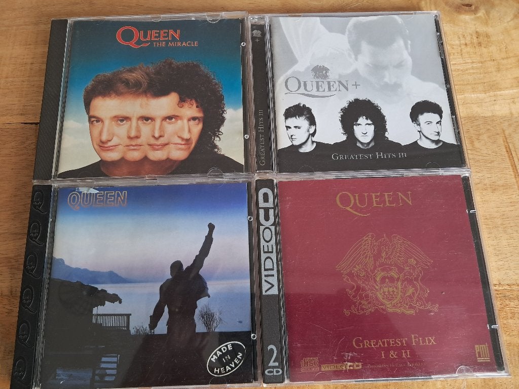 Queen 4 CD's: o.a Made in Heaven, €5,-/€10,- per stuk, Cd's en Dvd's, Ophalen, Gebruikt, Pop, Inclusief doosje