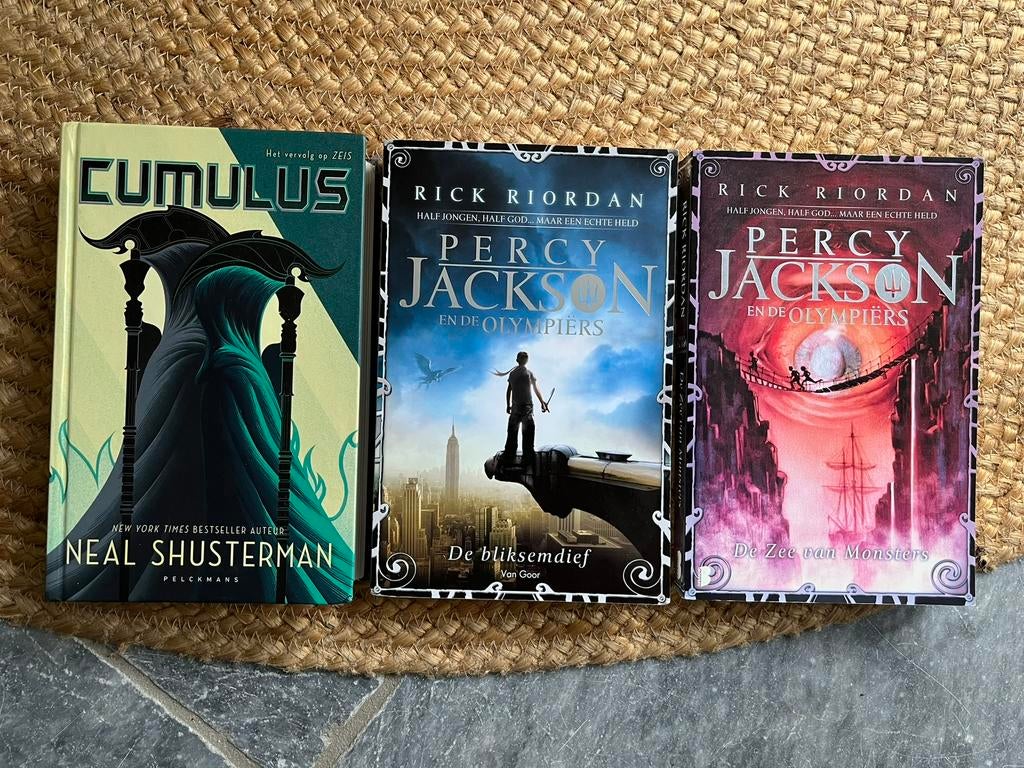 Percy Jackson en Cumulus 3 youbg adult boeken, Verzenden