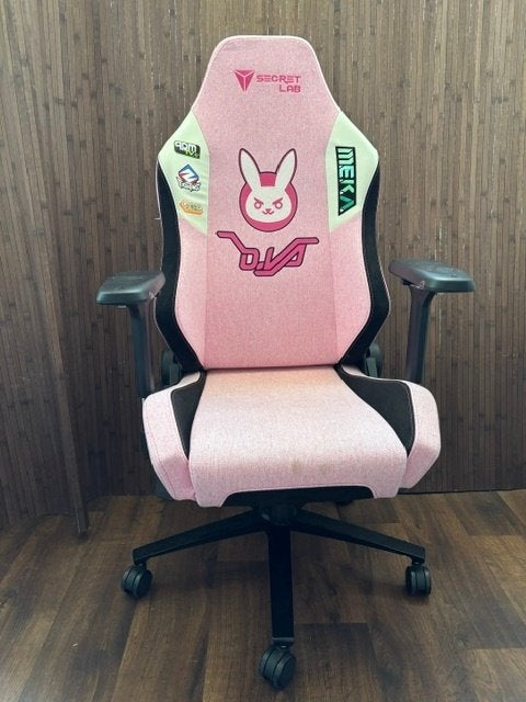 Gamestoel bureaustoel Secretlab TITAN Evo 2022 D.Va Edition, Huis en Inrichting, Bureaustoelen, Ophalen, Gaming bureaustoel, Zo goed als nieuw