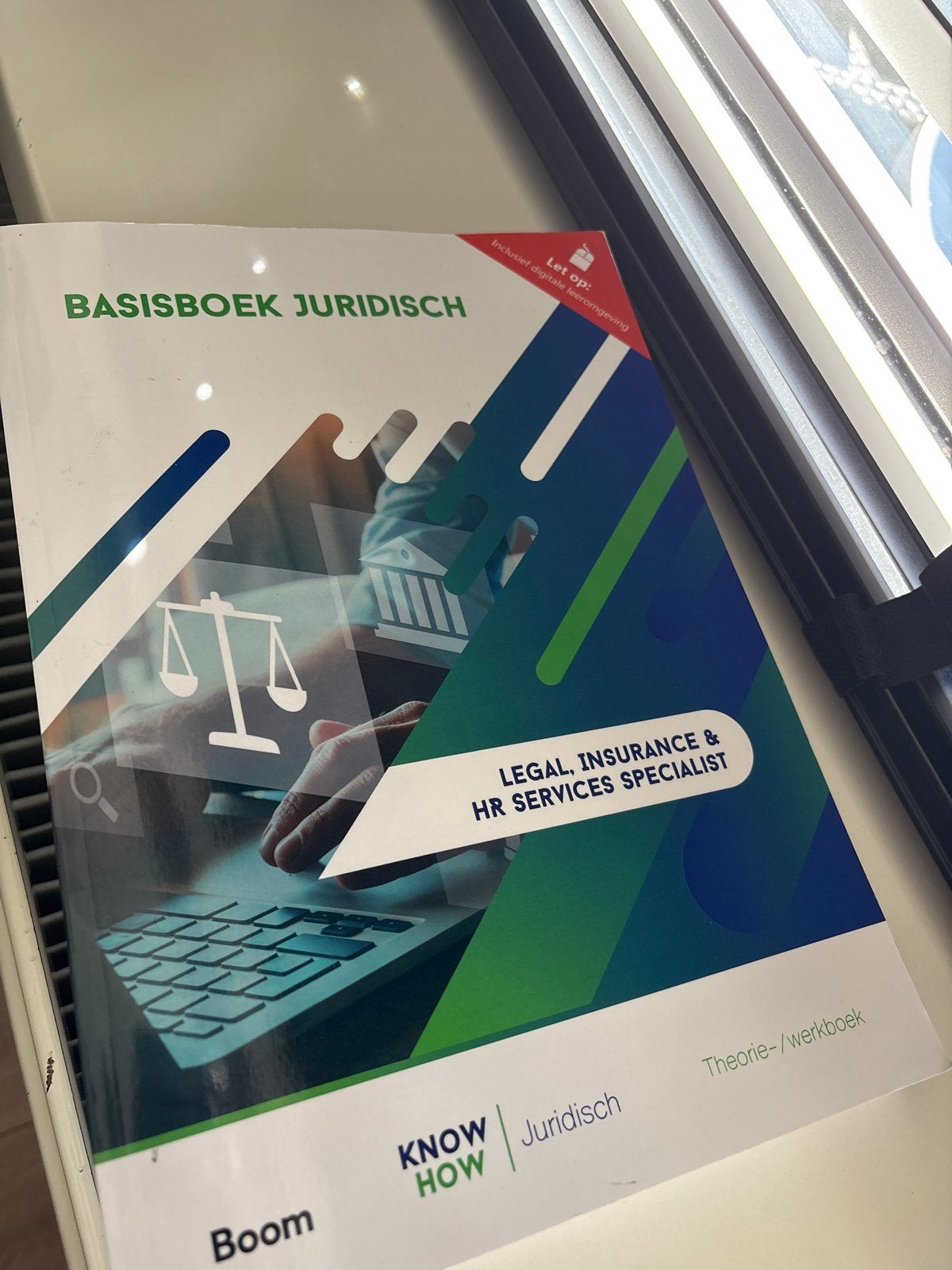 Basisboek Juridisch - Legal, Insurance & HR Specialist, Ophalen of Verzenden, Gamma, Nieuw, MBO