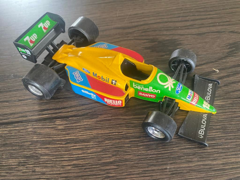 Benetton Ford B194 Formule 1 modelauto - Gebruikt, Ophalen of Verzenden, Zo goed als nieuw