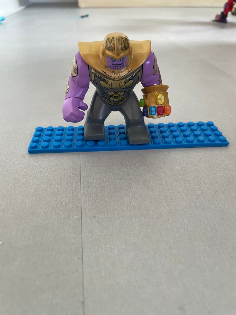 Echte LEGO Thanos figuur met Infinity Gauntlet, Marvel, Lego, Ophalen of Verzenden, Zo goed als nieuw