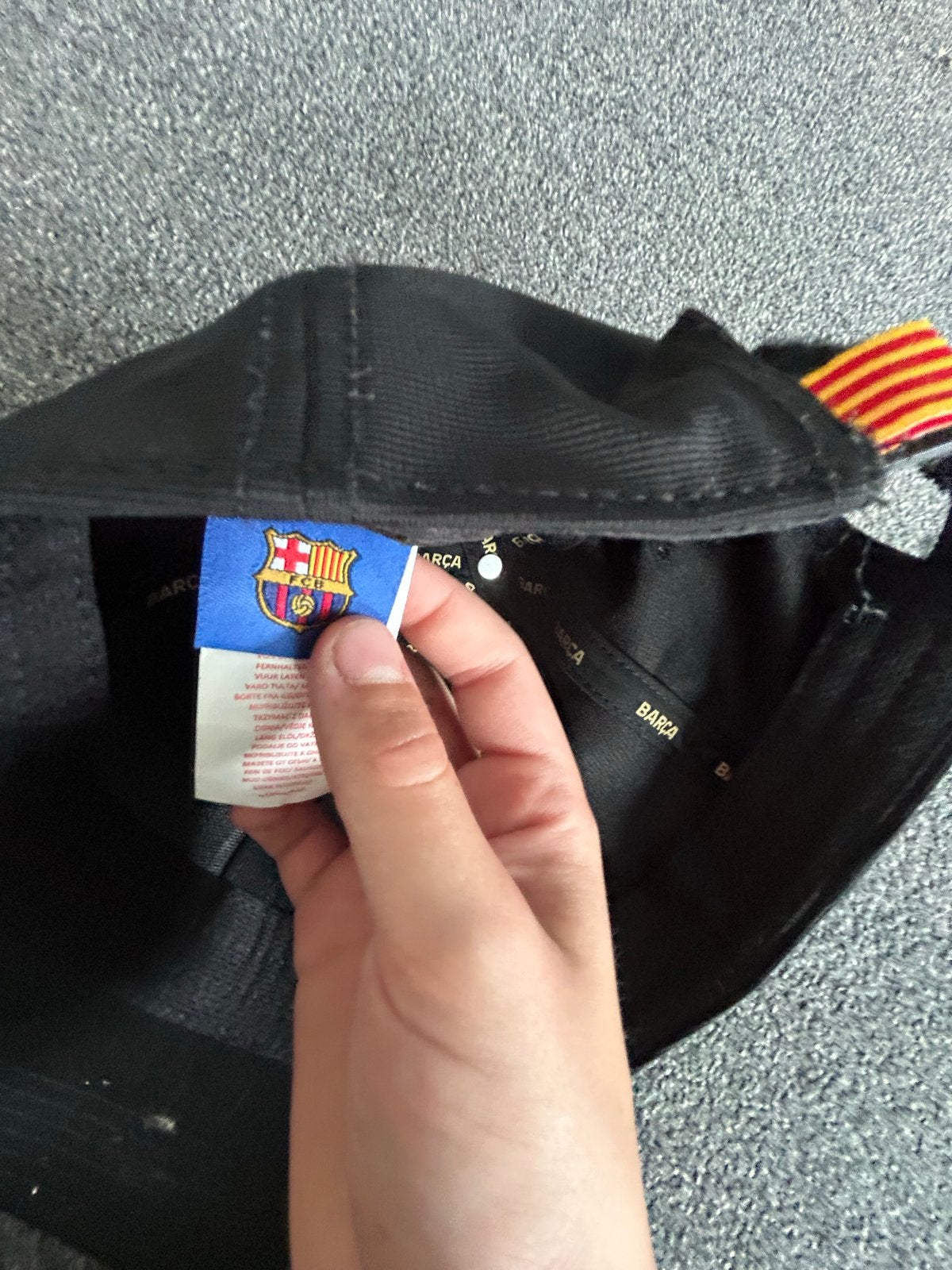 FC Barcelona Pet - Zwart met Goud Logo, Kleding | Heren, Hoeden en Petten, Ophalen of Verzenden, Nieuw, One size fits all, Pet