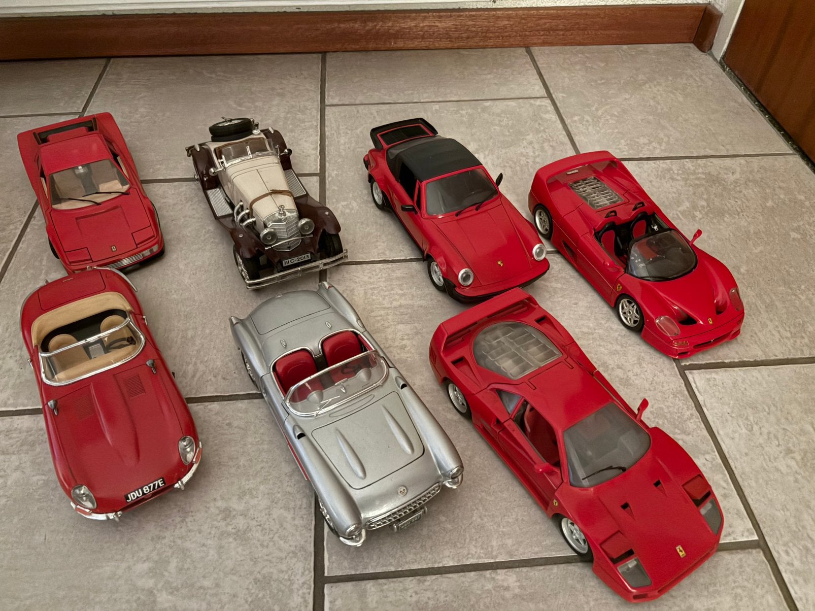 Diverse modelauto's - Collectie van verschillende typen, Auto, Groter dan 1:32, Zo goed als nieuw, Ophalen