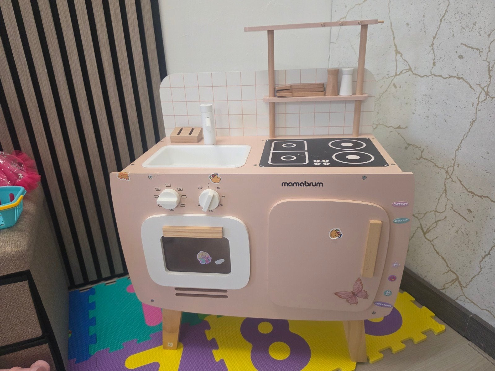 Mamabrum Houten Speelkeuken - Roze, Ophalen, Zo goed als nieuw, Hout, Speelkeuken