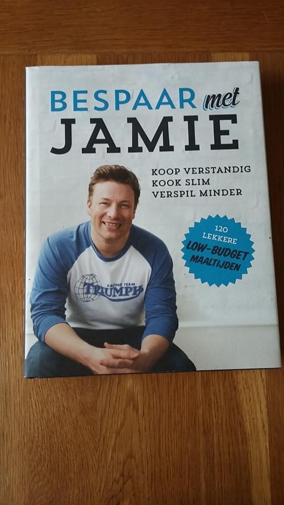 Bespaar met Jamie - Jamie Oliver kookboek, Boeken, Kookboeken, Ophalen of Verzenden, Jamie Oliver, Gezond koken, Overige gebieden