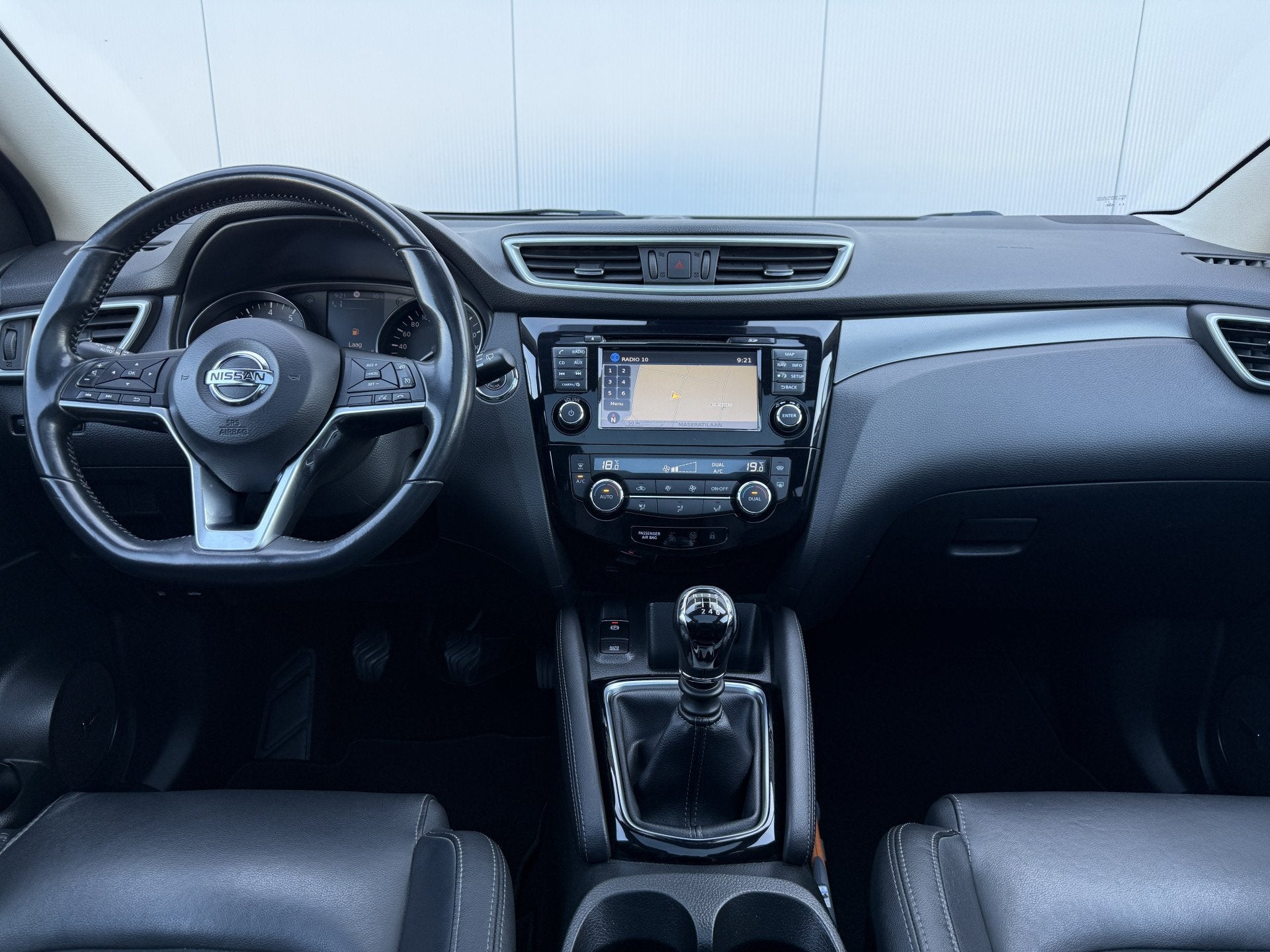Nissan QASHQAI 1.2 Tekna + Panoramadak/Camera/17inch., Voorwielaandrijving, Gebruikt, Euro 6, 4 cilinders