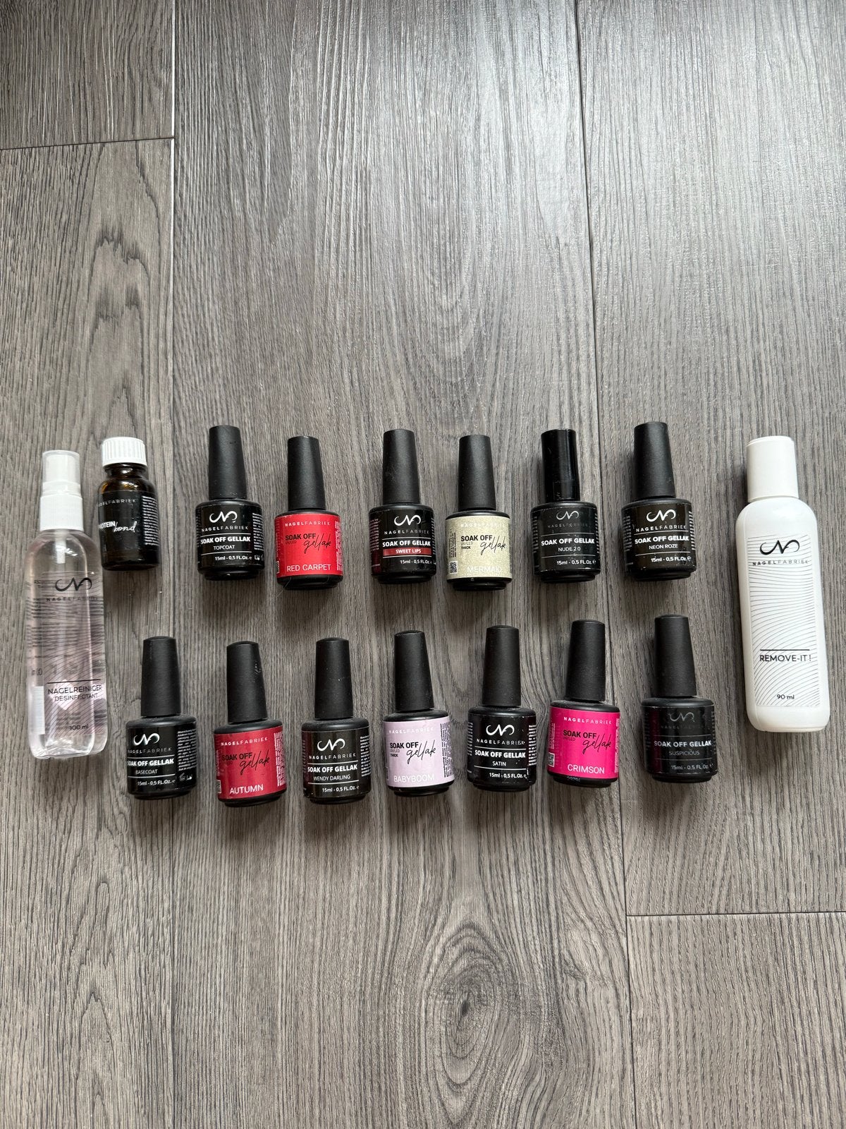 Gellak set NagelFabriek - Diverse kleuren en benodigdheden, Ophalen of Verzenden, Gebruikt, Overige kleuren, Handen en Nagels