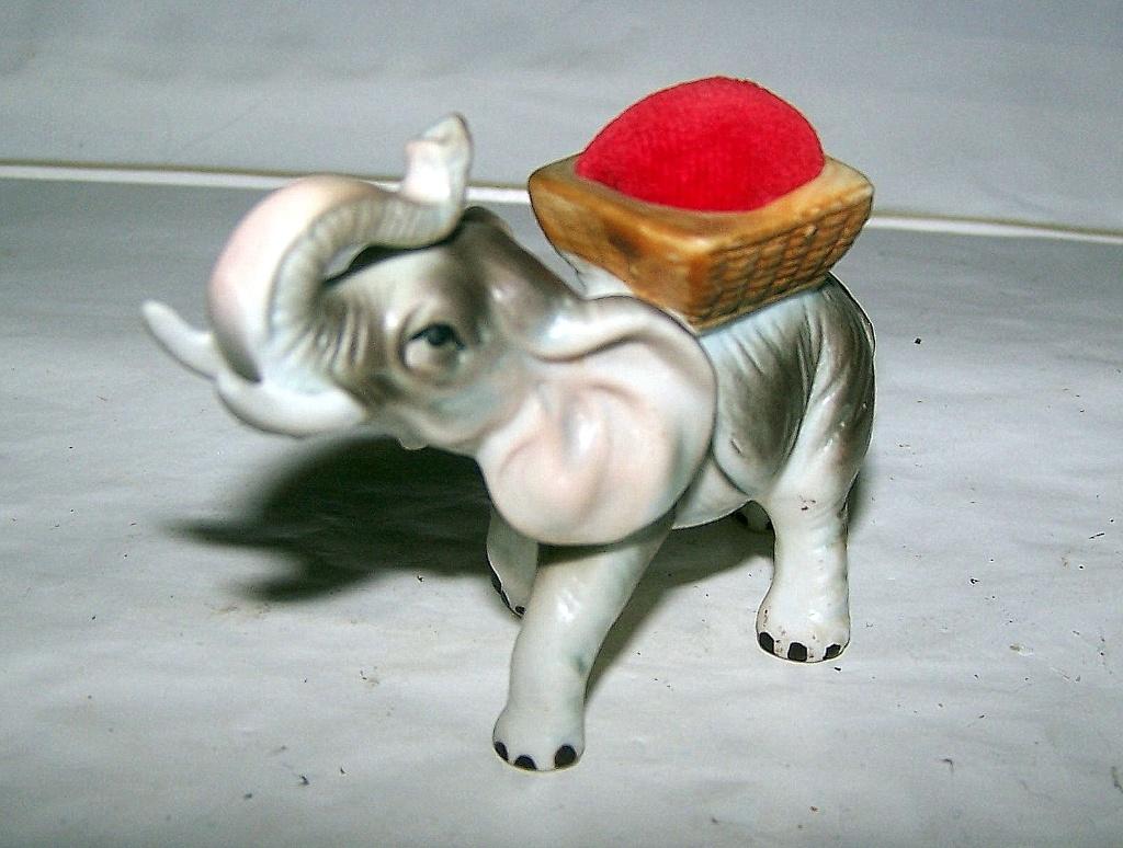 Prachtig klein beeldje Olifant. Nwst., Ophalen of Verzenden, Zo goed als nieuw, Dier