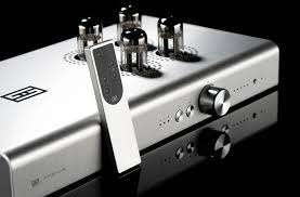 Schiit Freya+ F – High-End Preamplifier & Headphone Amplifie