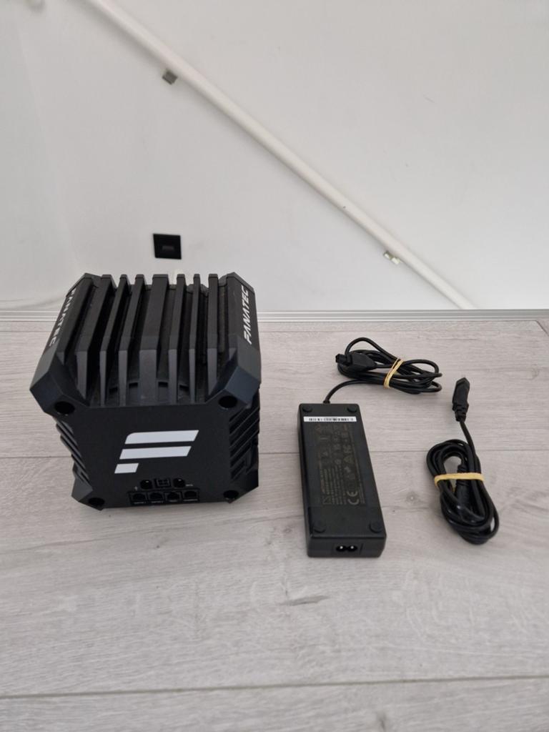 Fanatec CSL DD 5Nm direct drive wheelbase & origin. voeding, Spelcomputers en Games, Spelcomputers | Overige, Ophalen of Verzenden