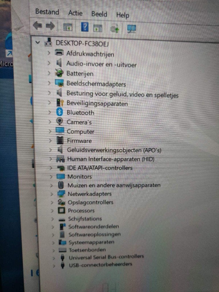 Foto 3 van Lenovo ideapad 5-15ARE05 - Type 81YQ