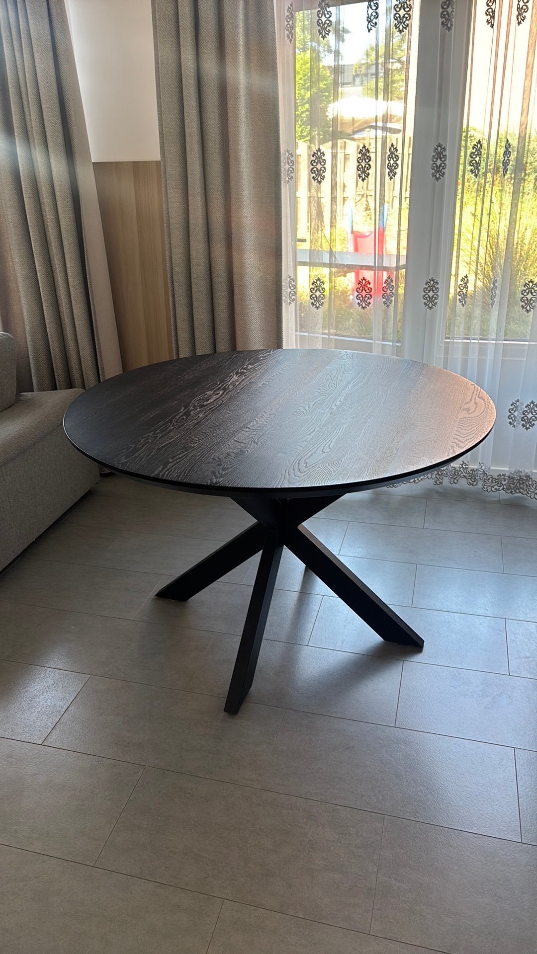 Zwarte mango hout eettafel 120 cm, 50 tot 100 cm, 100 tot 150 cm, Rond, Zo goed als nieuw