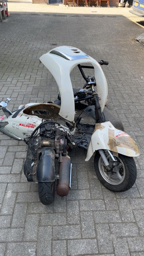 Frame, blok, kappen van een fosti scooter, Ophalen of Verzenden, Gebruikt, Overige typen, Overige merken