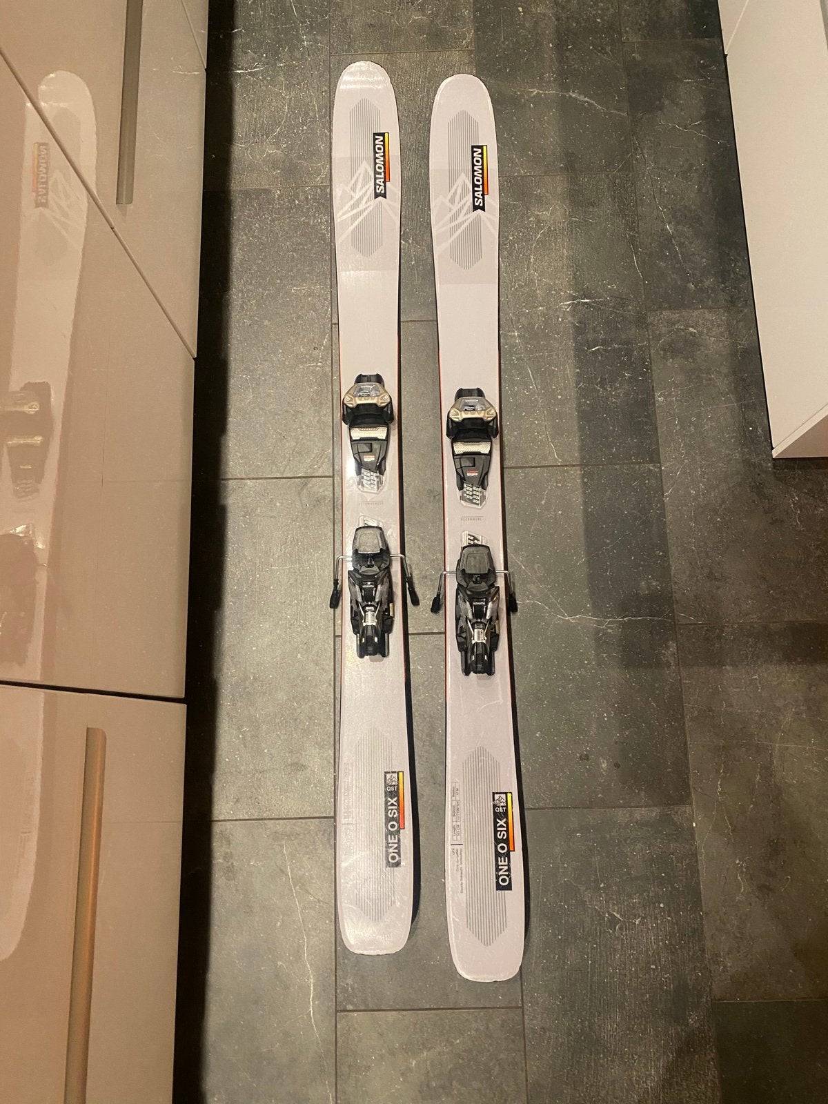 Salomon QST One O Six Ski's 165 cm met Marker bindingen, 160 tot 180 cm, Gebruikt, Skiën, Ski's