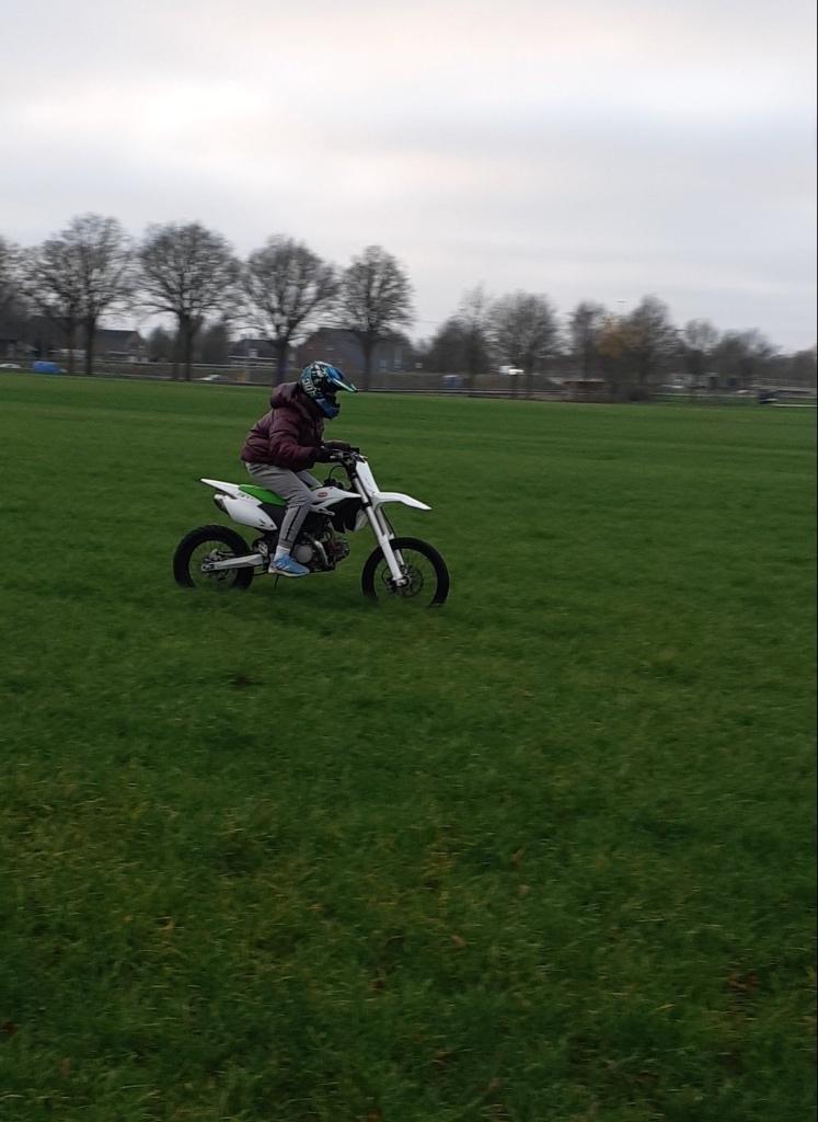 Crossmotor 125cc 4t -zo goed als nieuw, Ophalen of Verzenden, Zo goed als nieuw, Overige merken