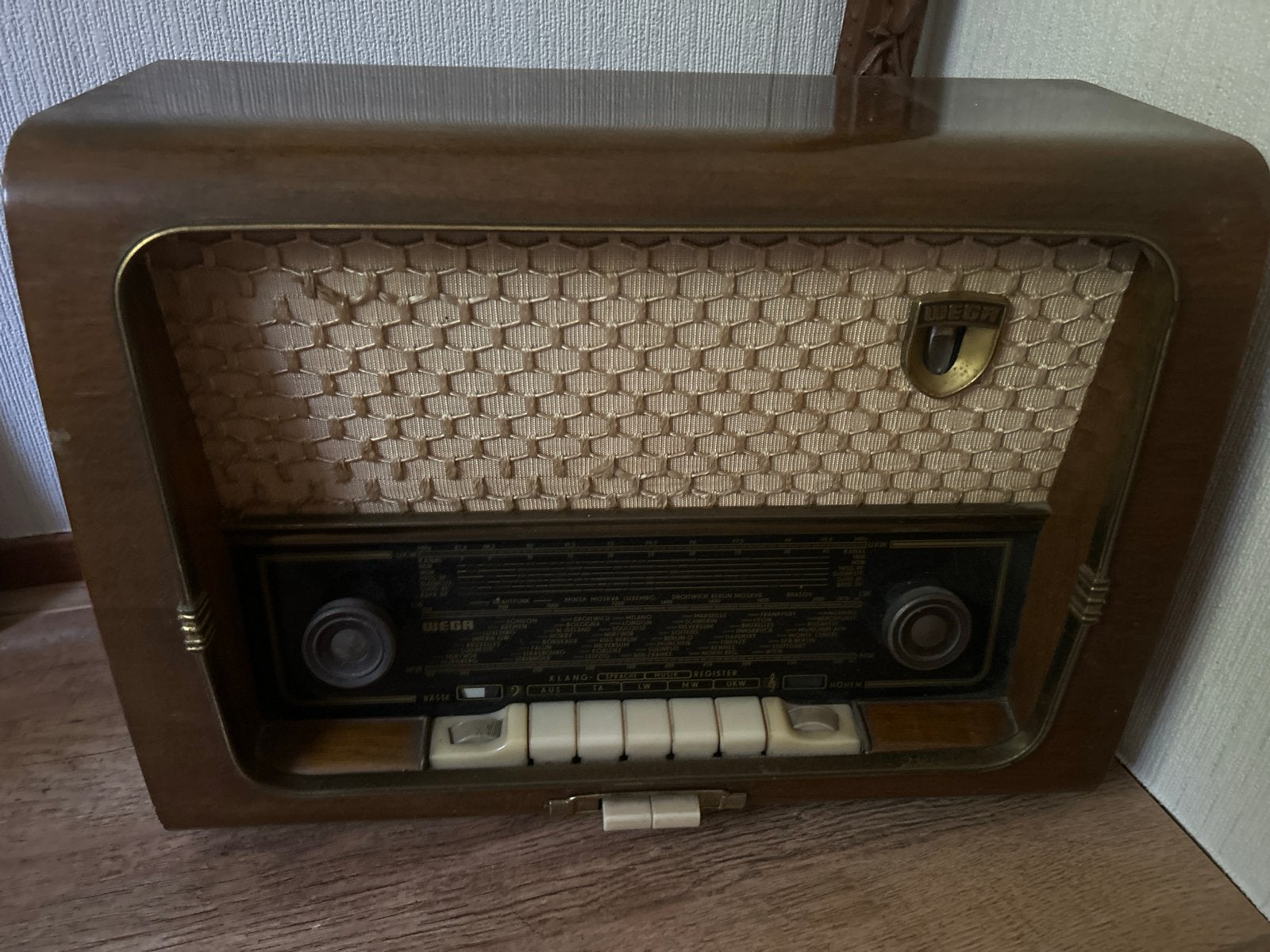 Vintage Wega Radio - Klassieke Buizenradio, Ophalen, Gebruikt, Radio