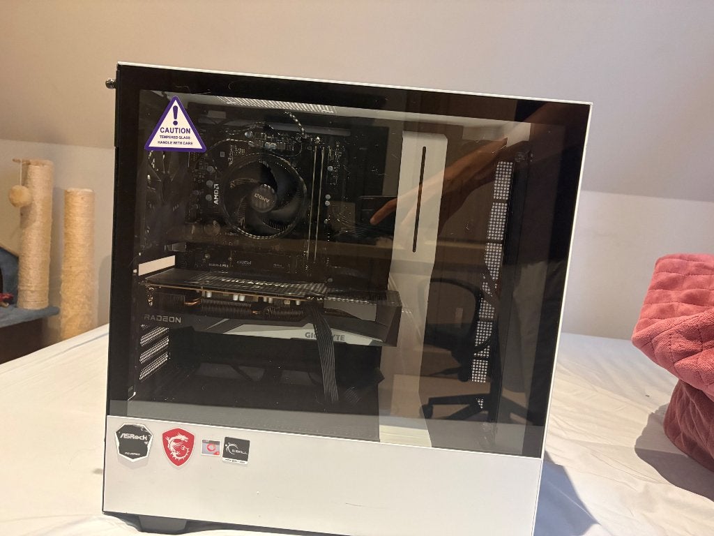 Gaming computer+ keyboard, muis en muismat, Computers en Software, 8 GB, Zelf gebouwde pc, Nieuw, Gaming