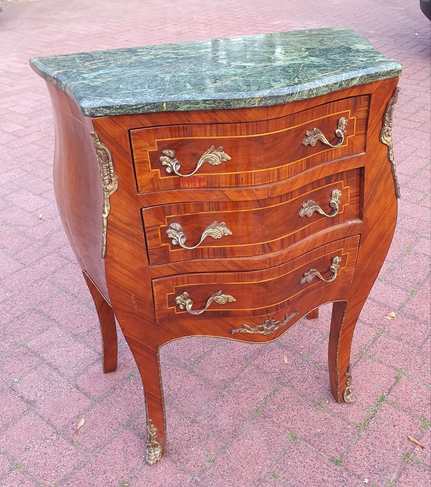 Antieke Louis XV-stijl Bombe Commode marmeren blad opknapper, Ophalen