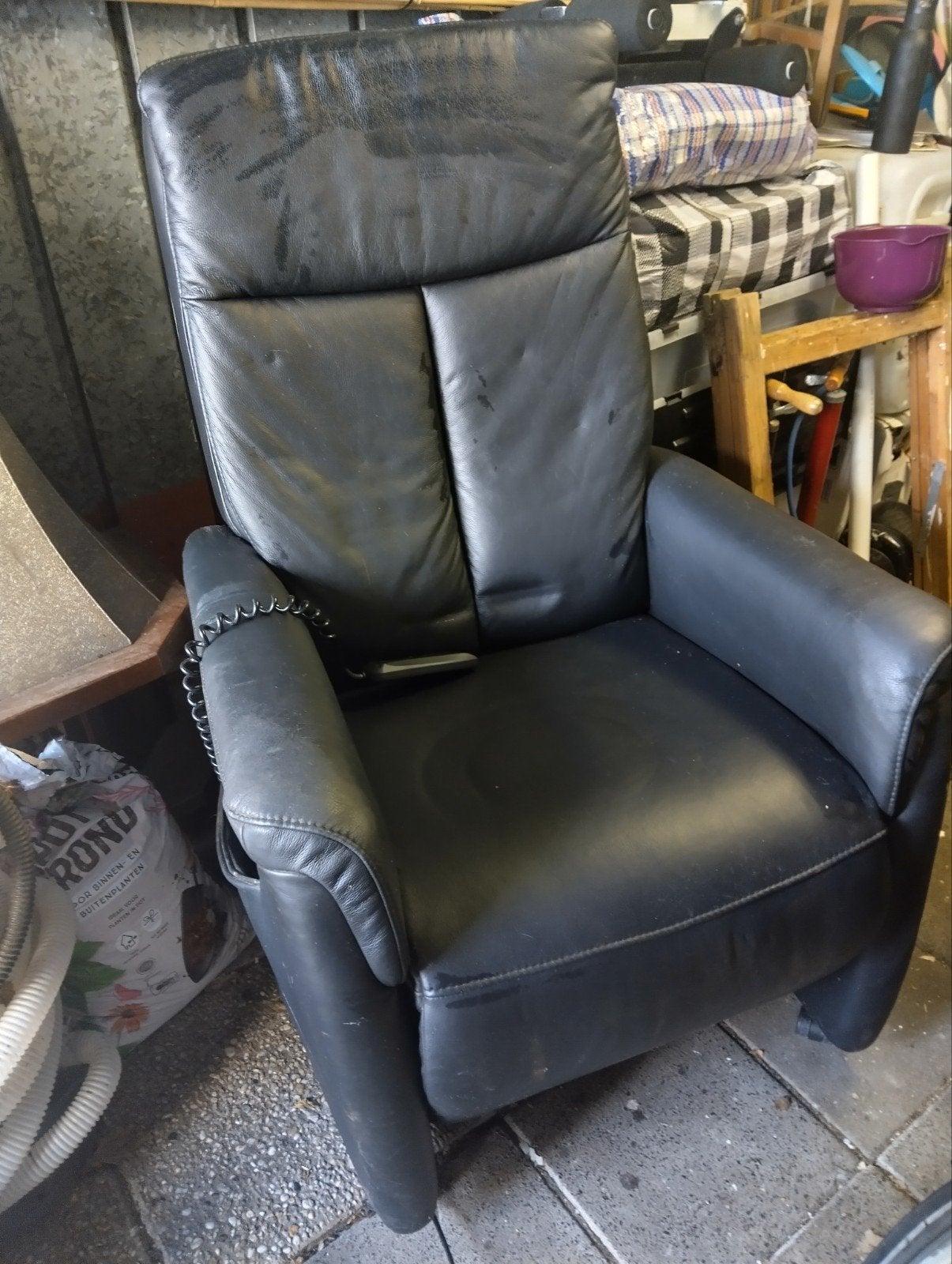 Hukla sta op stoel zwart leer, Huis en Inrichting, Fauteuils, Gebruikt, Leer, 75 tot 100 cm, 75 tot 100 cm, Ophalen