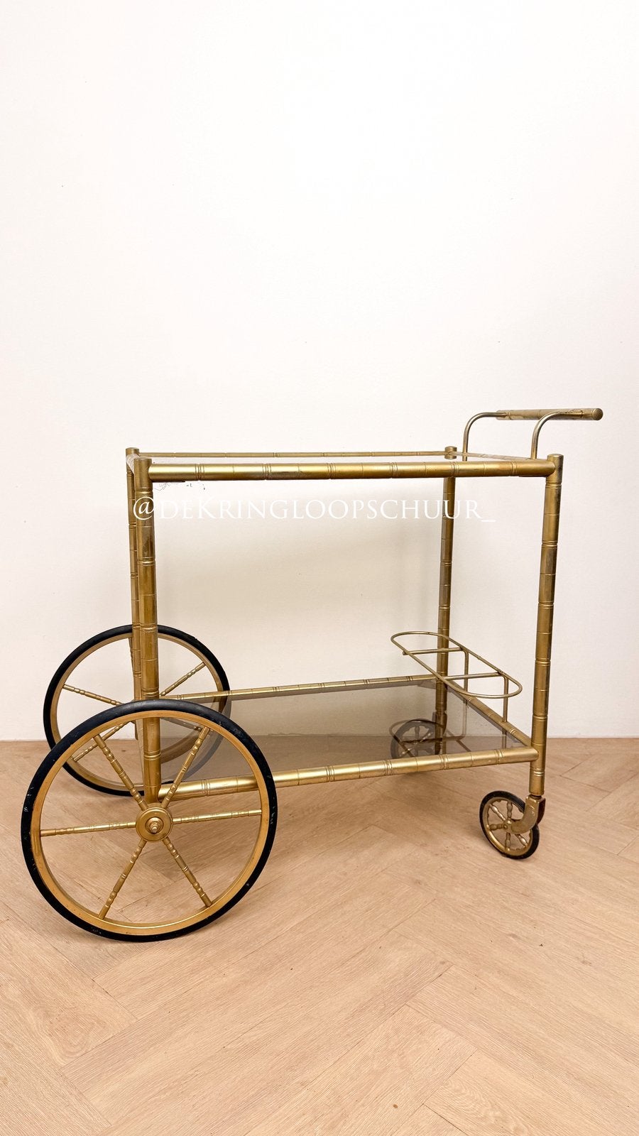 Vintage gouden serveerwagen bar cart rookglas, 45 tot 60 cm, Minder dan 55 cm, Ophalen of Verzenden, Rechthoekig