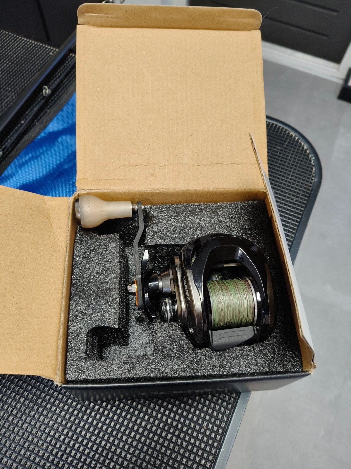 Noeby Thunder Reel 300 met Gomexus slinger en Spiderwire, Ophalen of Verzenden, Gebruikt, Molen