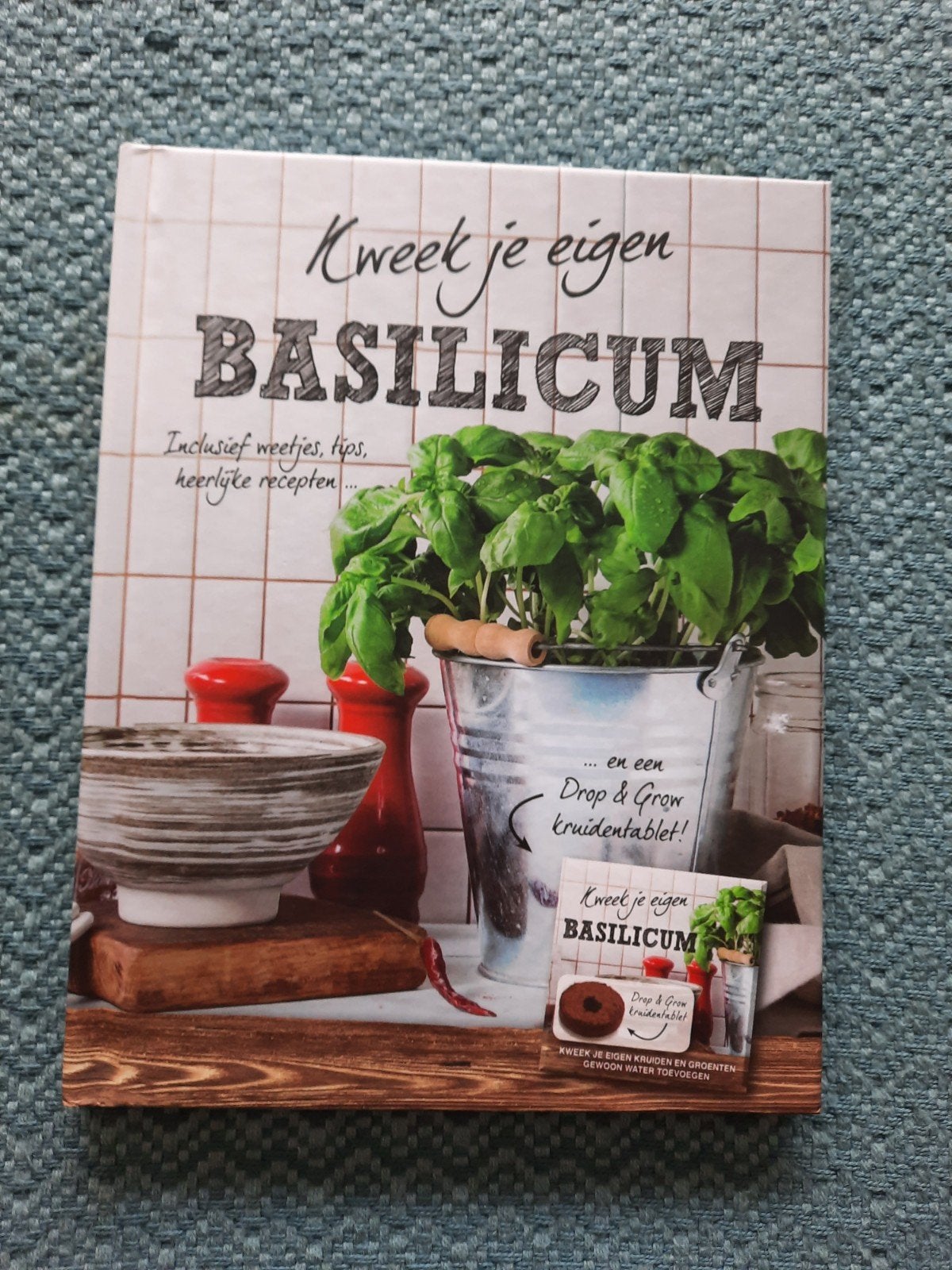 Kweek je eigen Basilicum - Hardcover in nieuwstaat, Ophalen of Verzenden, Nieuw, Azië en Oosters