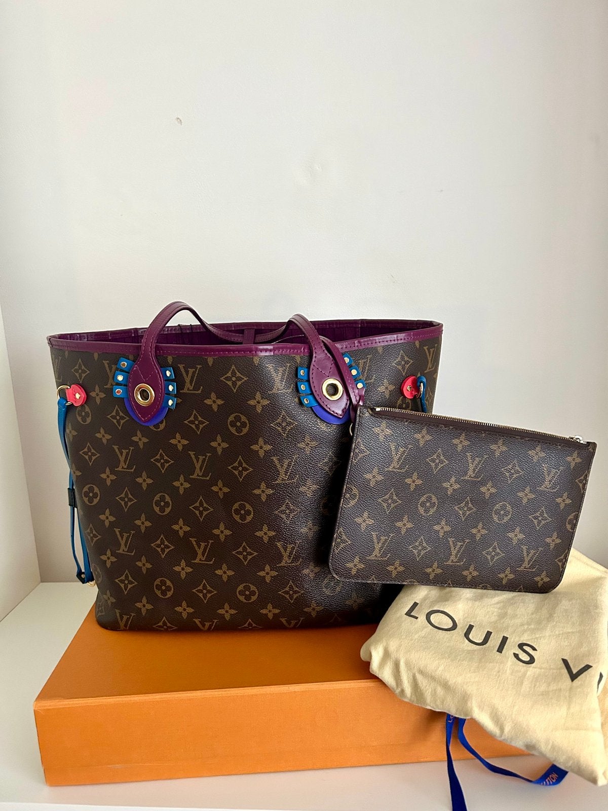 Louis Vuitton Neverfull MM Totem - Met Pochette & Dustba, Ophalen of Verzenden, Zo goed als nieuw, Blauw, Handtas