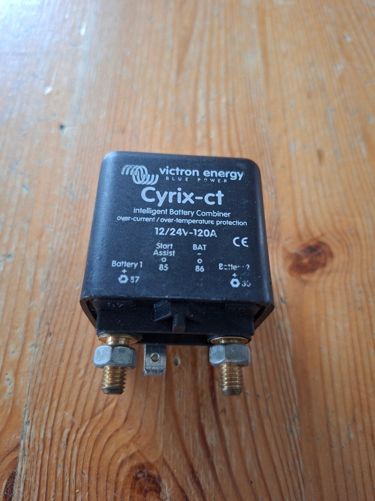 Victron Energy Cyrix-ct 12/24V-100A Accu Combiner, Ophalen of Verzenden, Gebruikt, Universele onderdelen