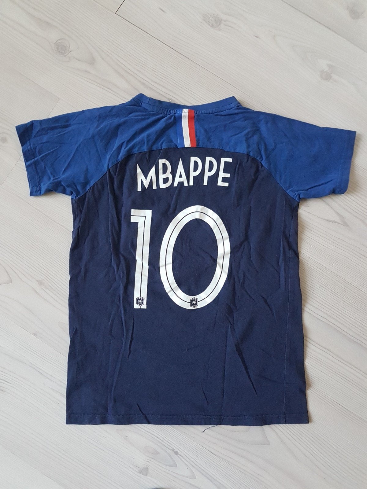 Mbappe Frankrijk kids t-shirt in size 164, Maat XS of kleiner, Ophalen of Verzenden, Zo goed als nieuw, Shirt