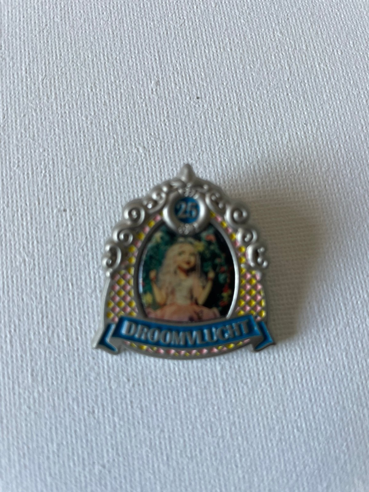 Efteling pin droomvlucht, Ophalen of Verzenden, Zo goed als nieuw, Button of Speldje