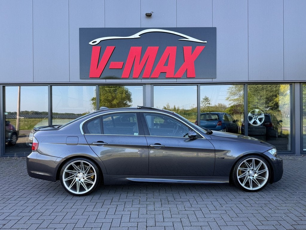BMW 330i M-Sport AUT Dak Xenon AFS Carplay Keyless Go Memory, Auto's, Automaat, Achterwielaandrijving, Zwart, 259 pk