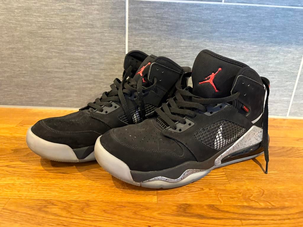 Nike Air Jordan Mars 270 Black Metallic; Maat 45, Zwart, Ophalen of Verzenden, Sneakers of Gympen, Zo goed als nieuw